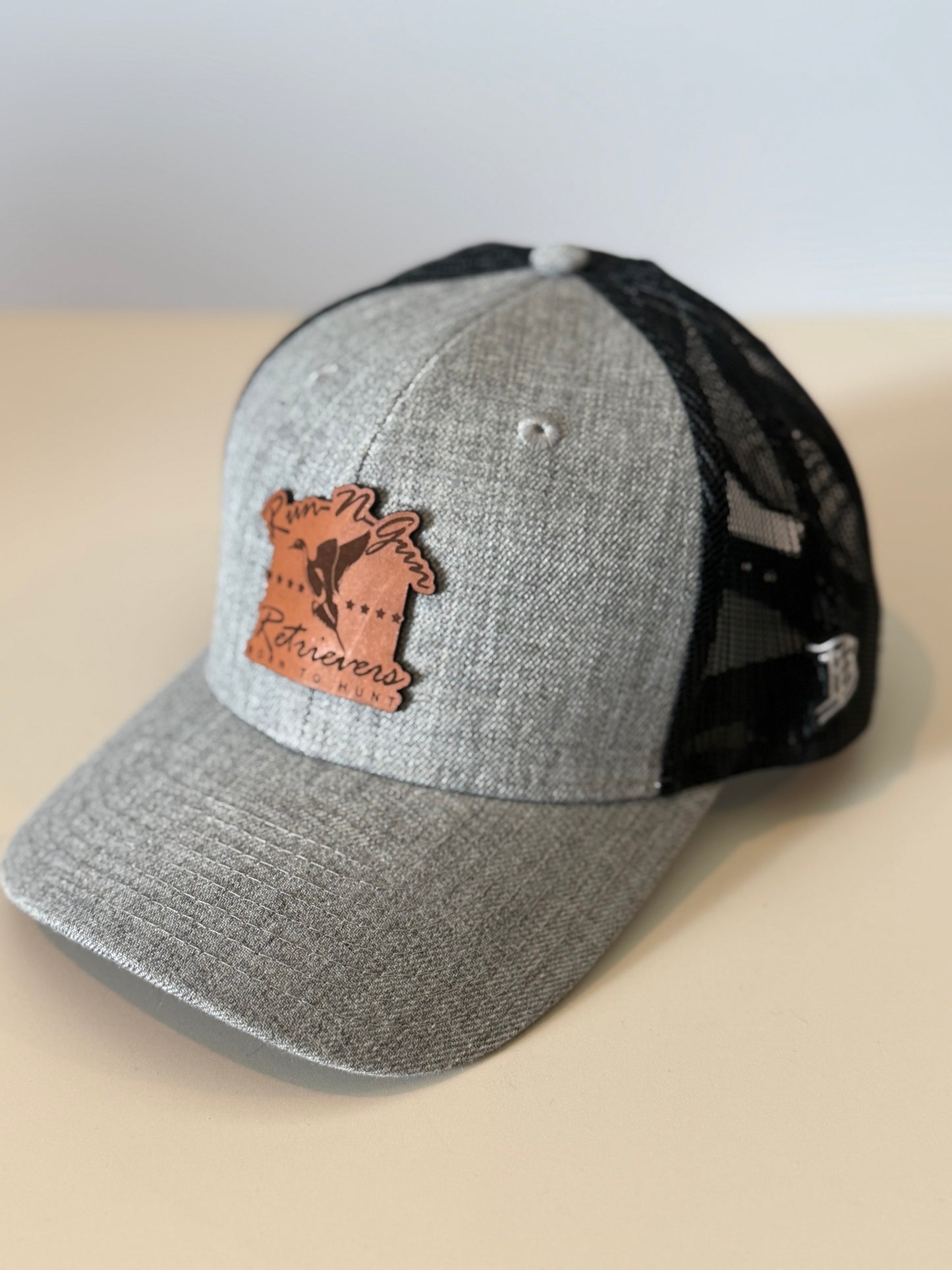 Gray & Black Leather Run-N-Gun Retrievers